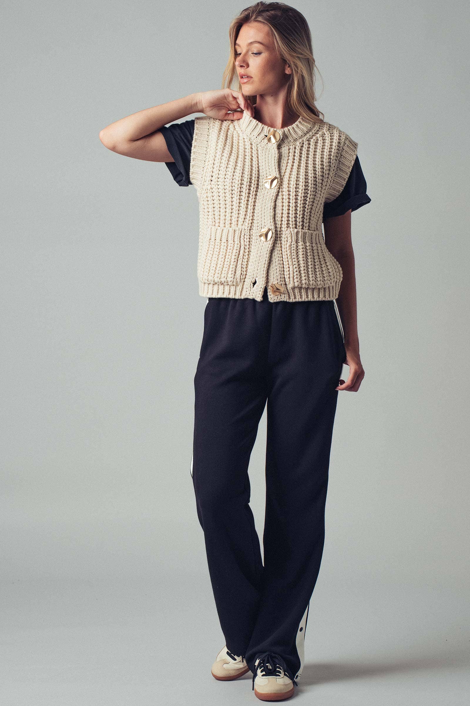 Chunky Knit Sweater Vest: Cream