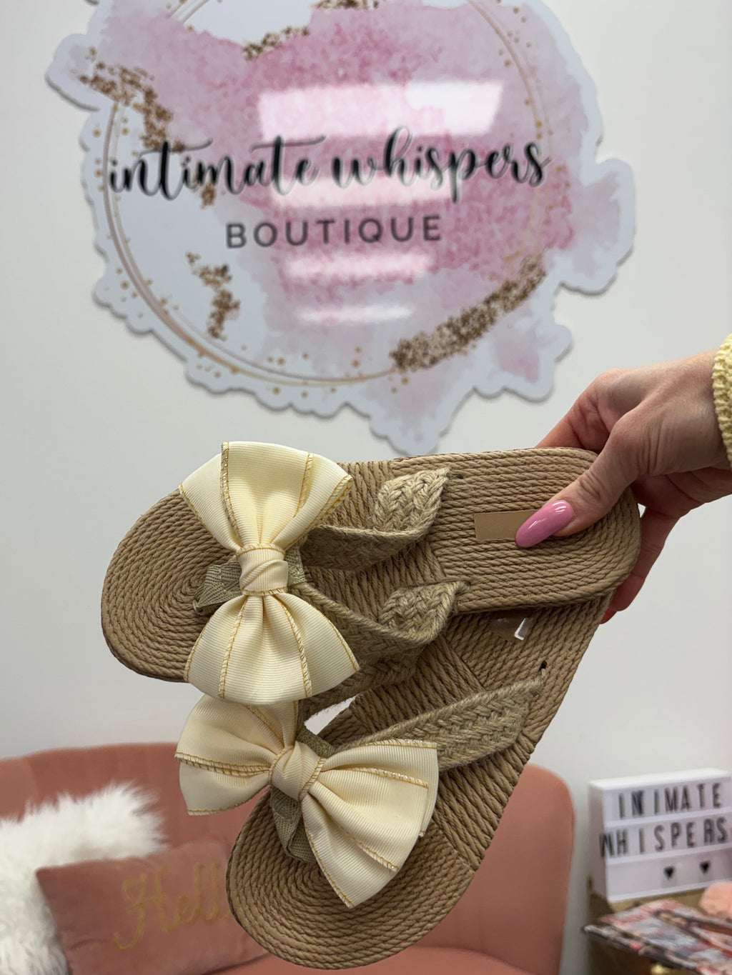 Bow Straw Woven Flip Flops: White