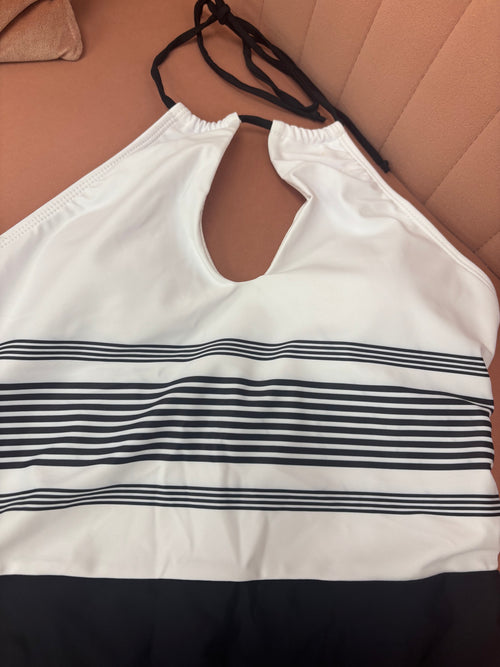 Black & White One-piece Swimwear