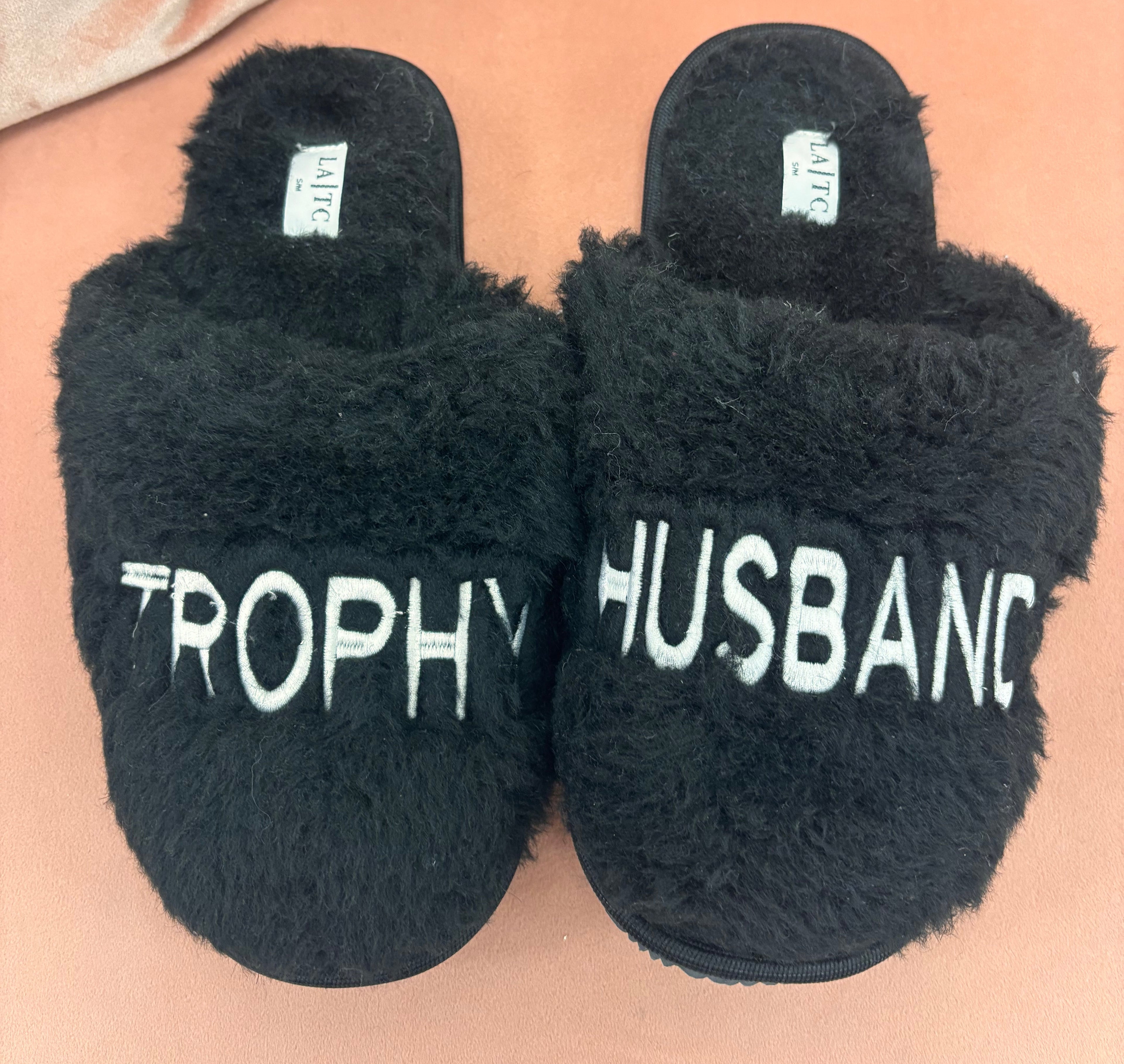 BEL AIR SLIPPERS - Trophy Husband (Black)