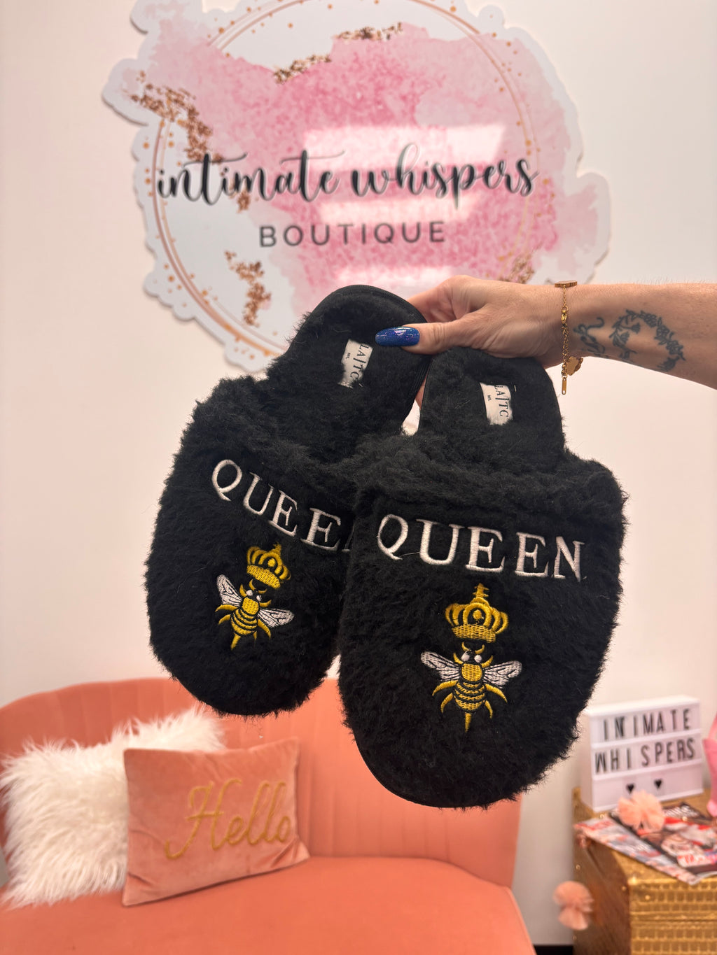 BEL AIR SLIPPERS - Queen B (Black)