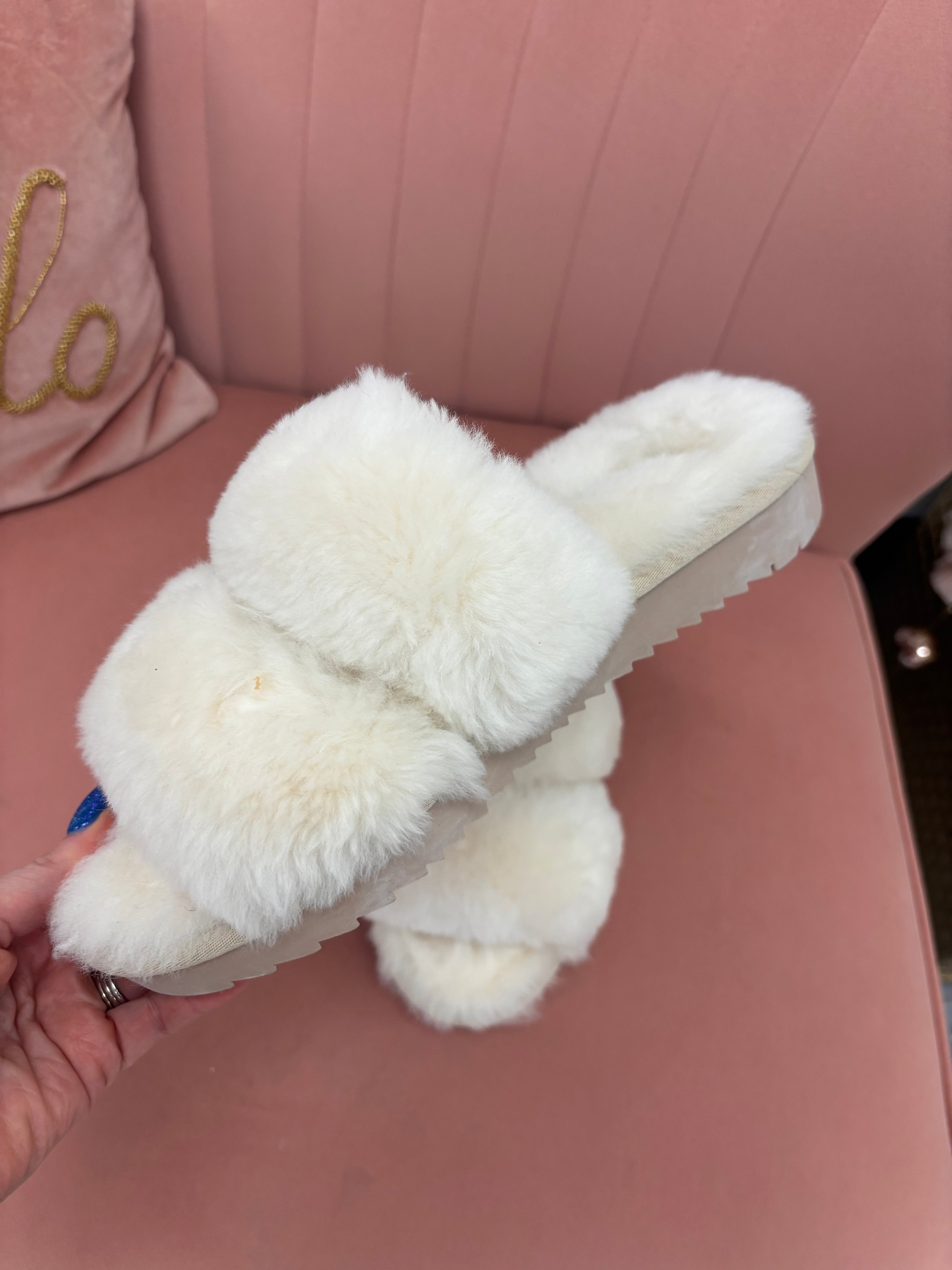 Jinx Slippers in Natural