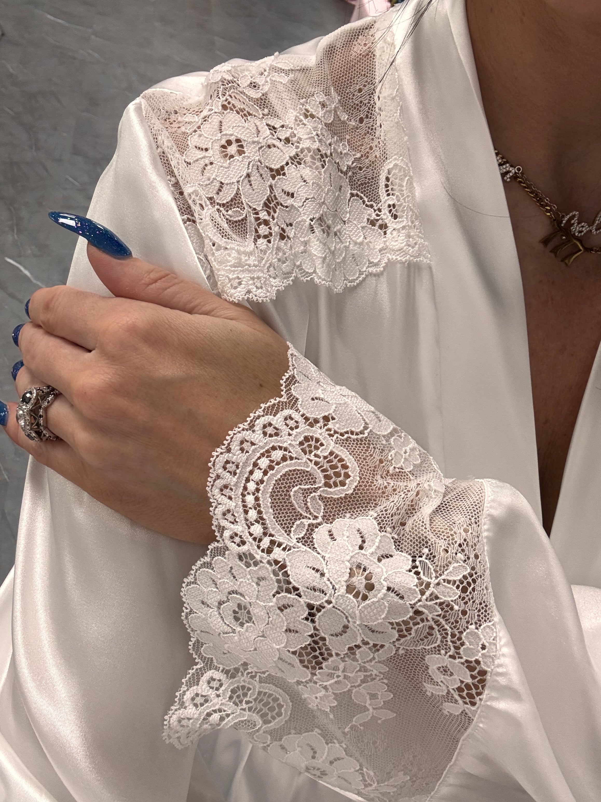 Bridal Bouqet Robe