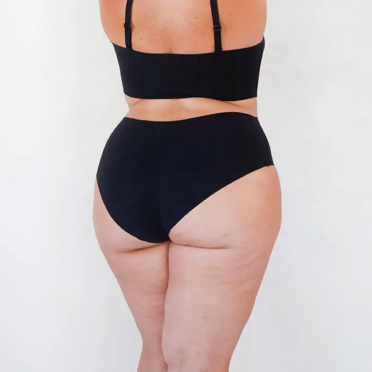 Signature Seamless Brief - Onyx - Intimate Whispers