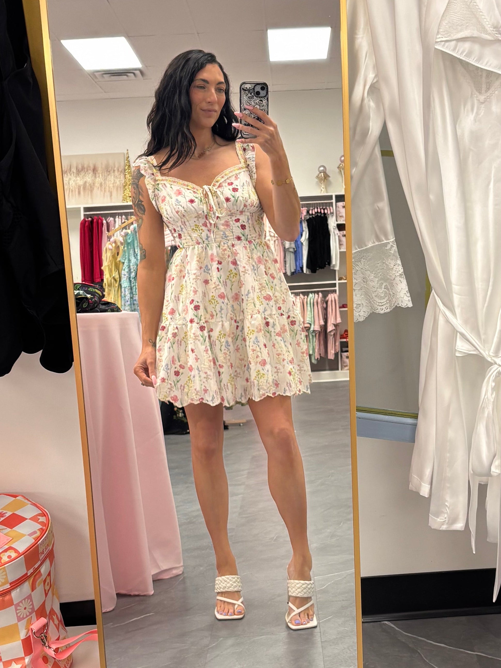 Women's white floral sweetheart neck ruffle mini dress