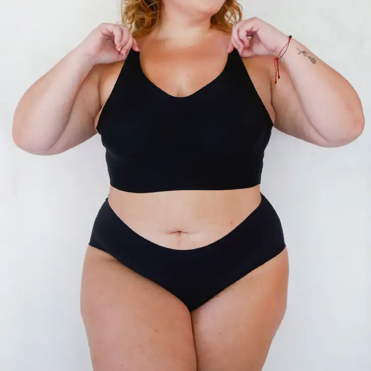 Signature Seamless Brief - Onyx