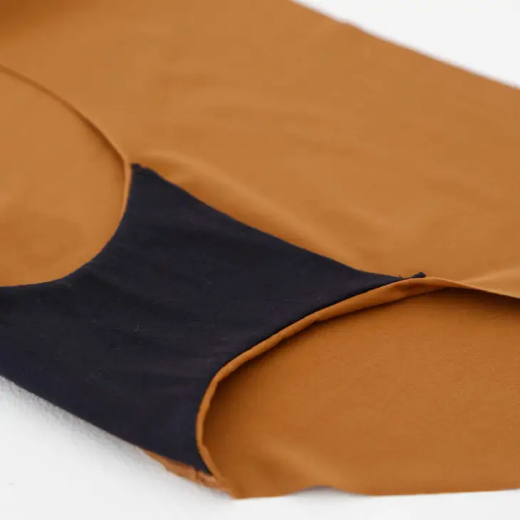 Signature Seamless Brief - Rich