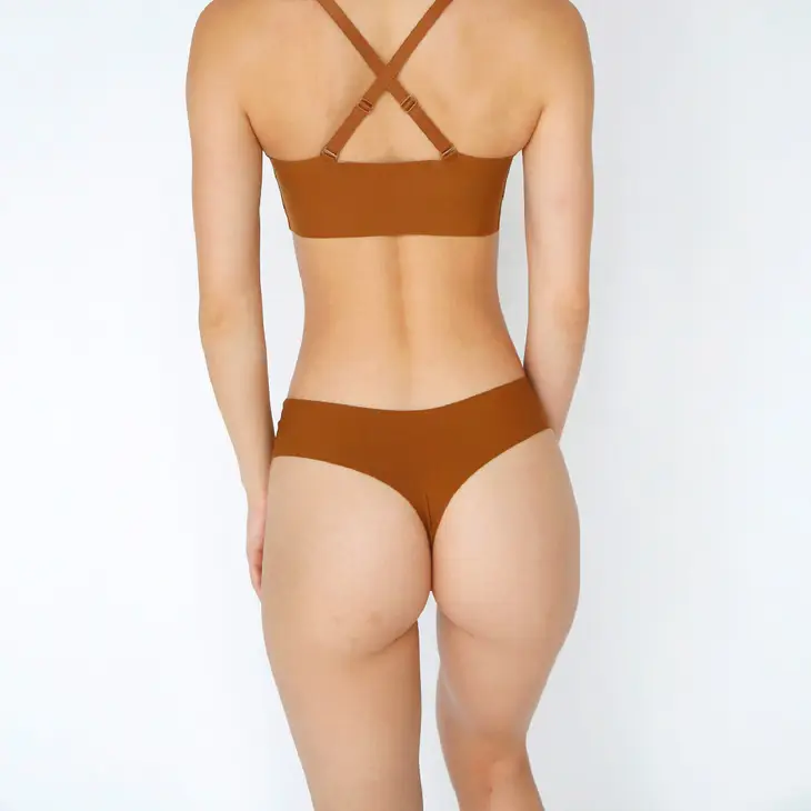 Signature Seamless Thong - Rich